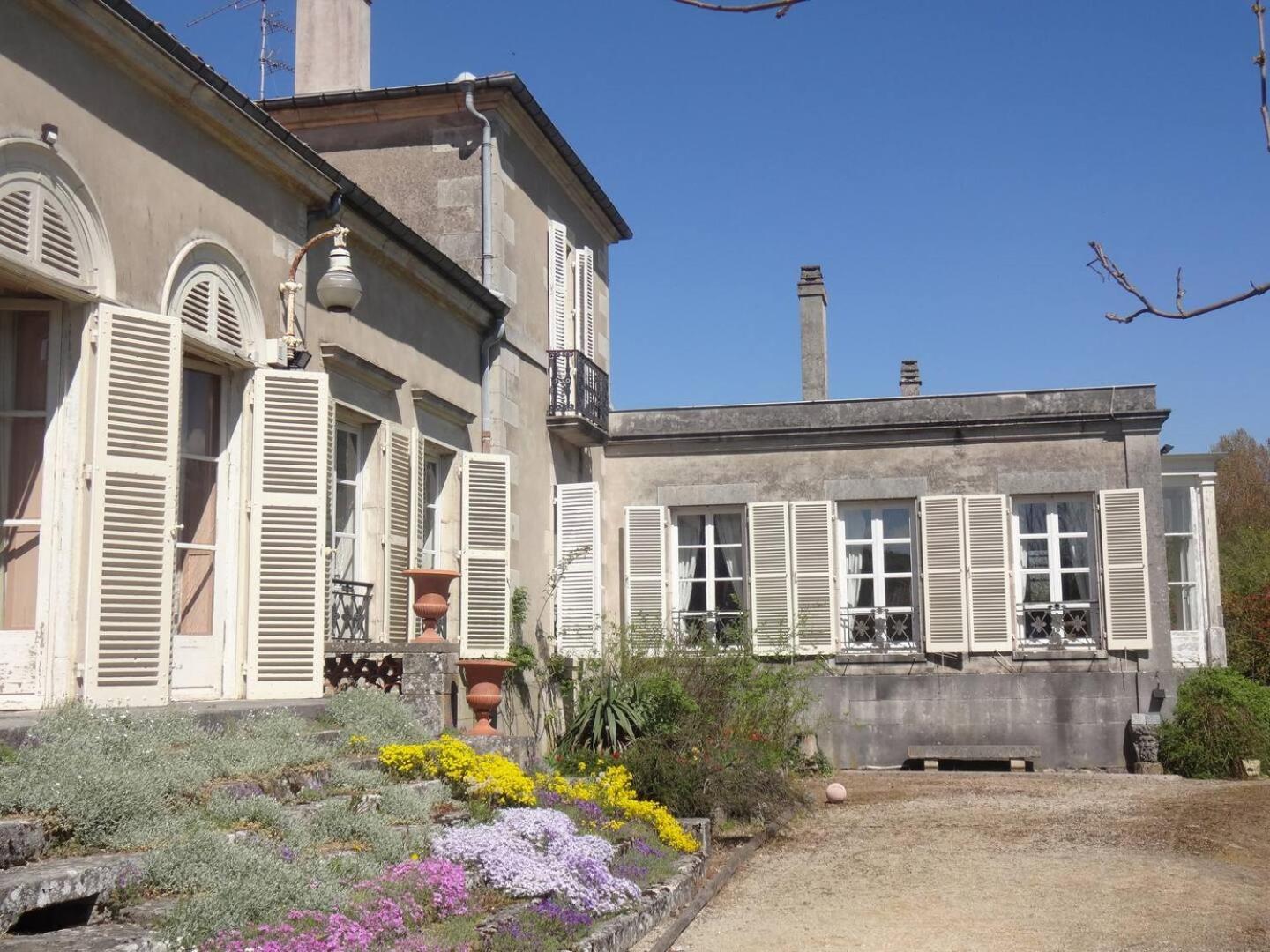 Chateau De Choloy Экстерьер фото