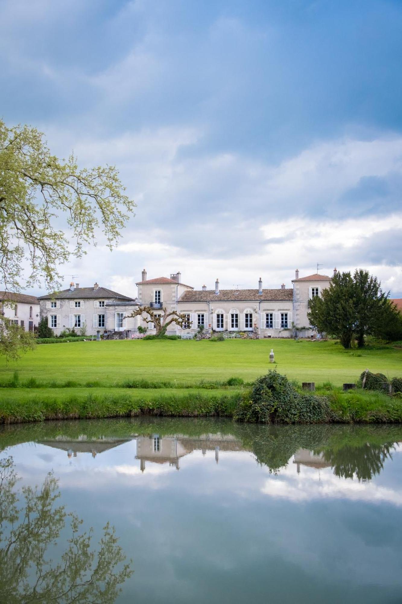 Chateau De Choloy Экстерьер фото